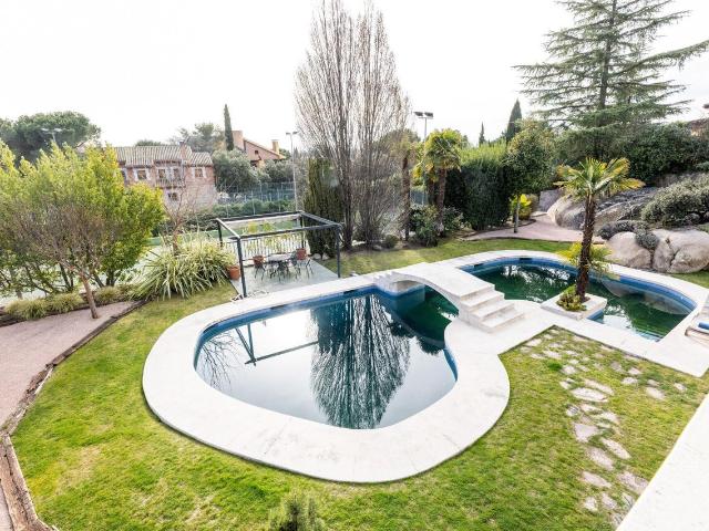 Chalet en venta en Los Robles, Torrelodones
