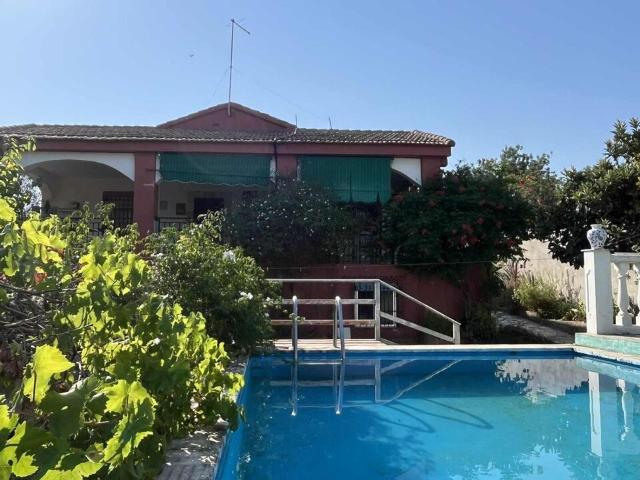 Chalet en venta en el Camp de Túria, Valencia