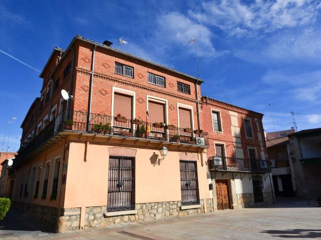 Chalet en venta en Villa Del Prado, Madrid