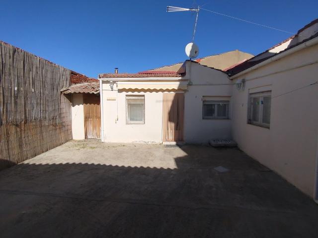 Chalet en venta en Villalbarba, Valladolid