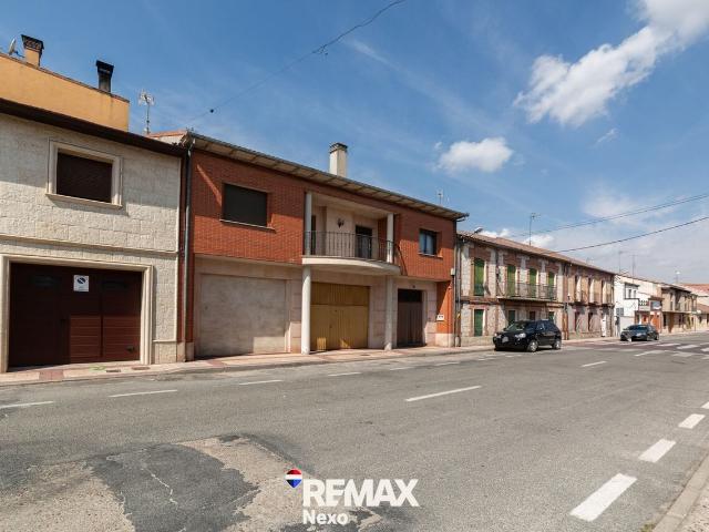 Chalet en venta en Villaverde de Íscar, Segovia