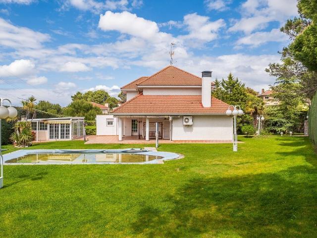Chalet en venta en El Bosque, Villaviciosa De Odón