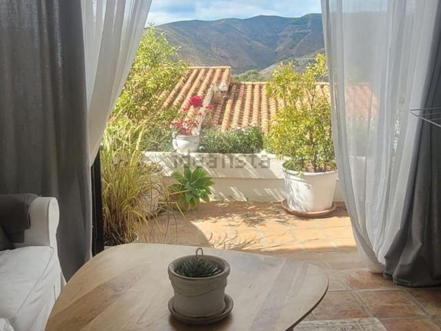 Casa en alquiler en Balcones del Lago, Istán