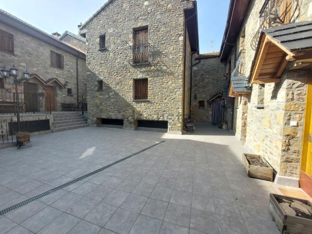 Casa en venta en Barós, La Jacetania