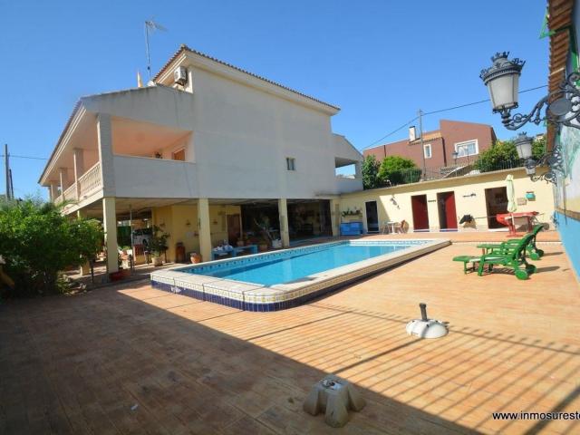 Casa en venta en Vistabella, Jacarilla