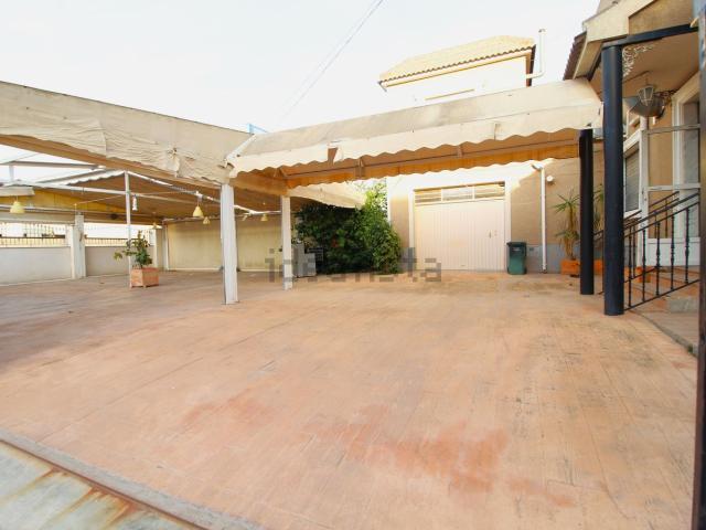 Casa en venta en Jacarilla, Valencia