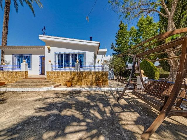 Casa en venta en Jacarilla, Valencia