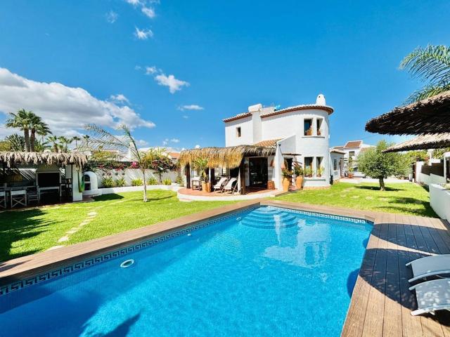 Casa en alquiler en Pinomar, la Marina Alta