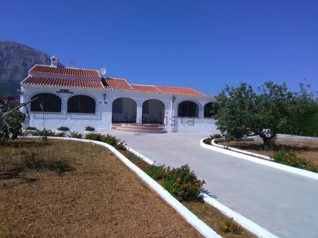Casa en alquiler en Adsubia, Valencia