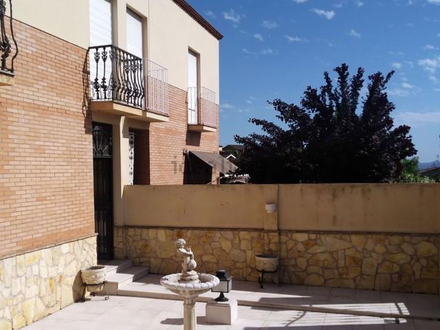 Casa en venta en Jerez De Los Caballeros, Los Naranjos