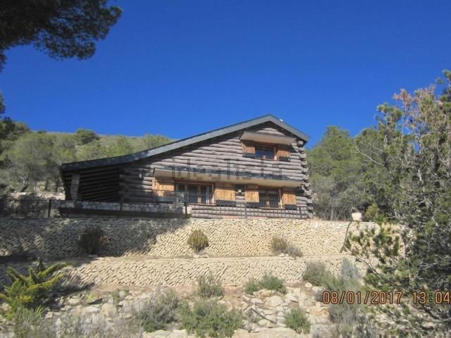 Casa en venta en la Penya Redona, l'Alacantí