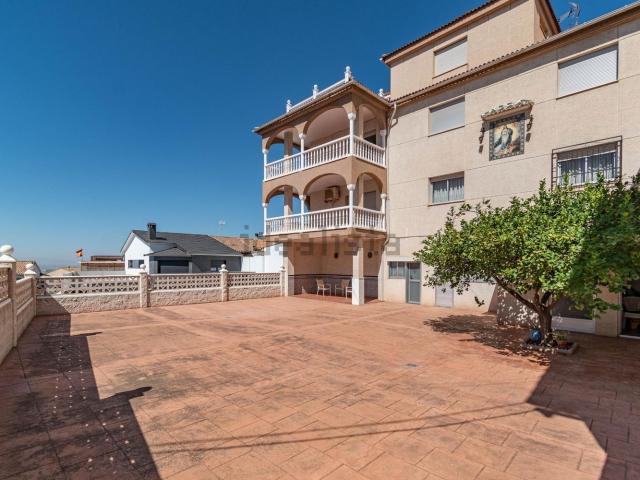 Casa en venta en Jun, Granada