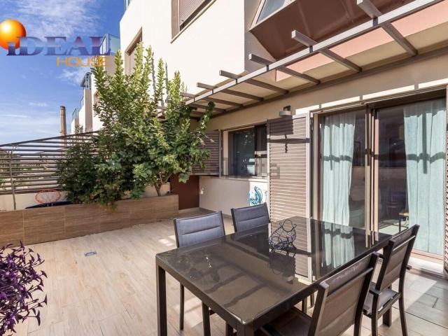 Casa en venta en Jun, Granada