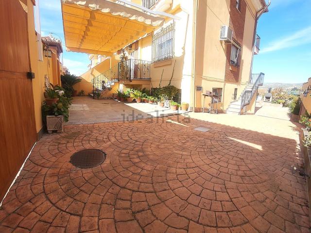 Casa en venta en Jun, Granada