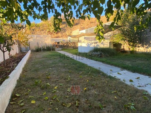 Casa en venta en Jun, Granada