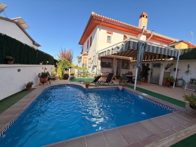 Casa en venta en Comarca de la Vega de Granada, Andalucía