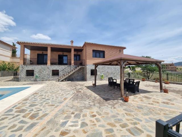Chalet en venta en Layos, Castilla-La Mancha