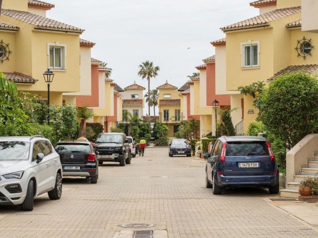 Casa en venta en El Padrón, Costa del Sol Occidental