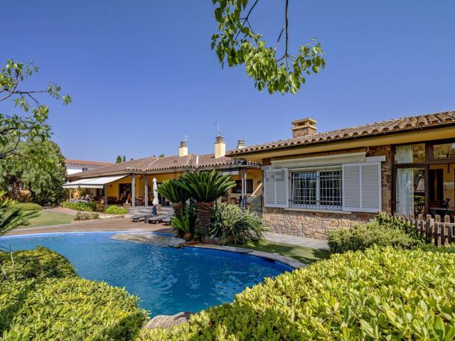 Casa en venta en Alt Empordà, Catalunya