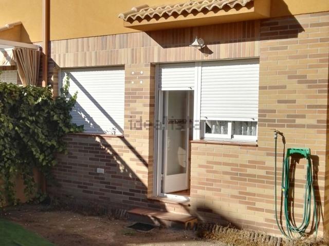 Casa en venta en La Adrada, Ávila