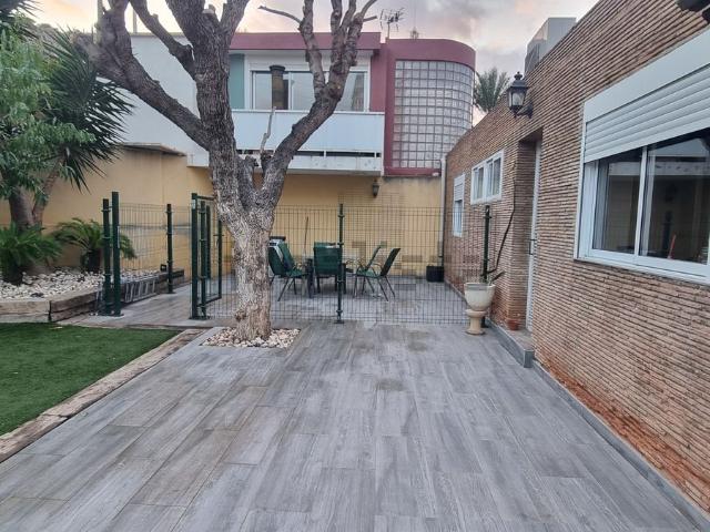 Casa en venta en Vistahermosa, l'Alacantí