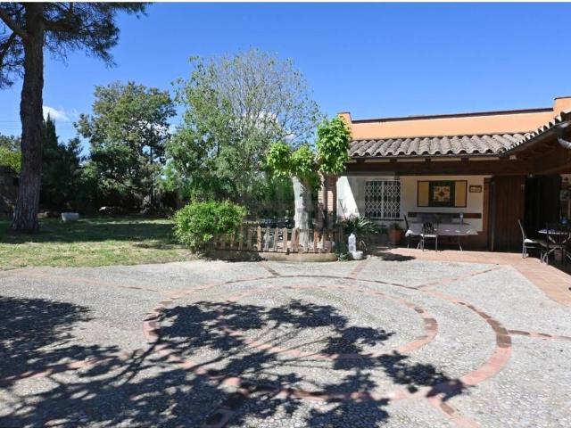Casa en venta en Ca l'Avellí, la Bisbal d'Empordà