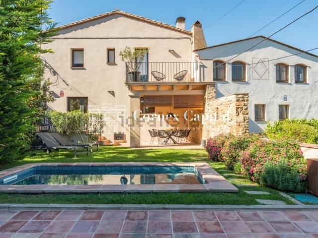 Casa en venta en Castell d'Empordà, Baix Empordà
