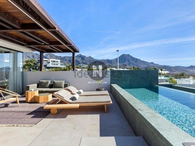 Casa en venta en La Caleta, Adeje
