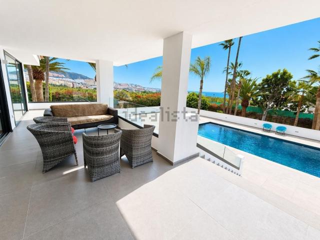 Casa en venta en La Caleta, Adeje