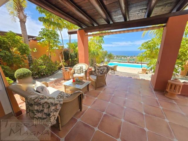 Casa en venta en Las Nieves, Adeje
