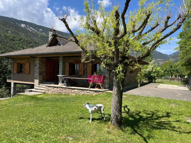 Casa en venta en Solsonès, Catalunya