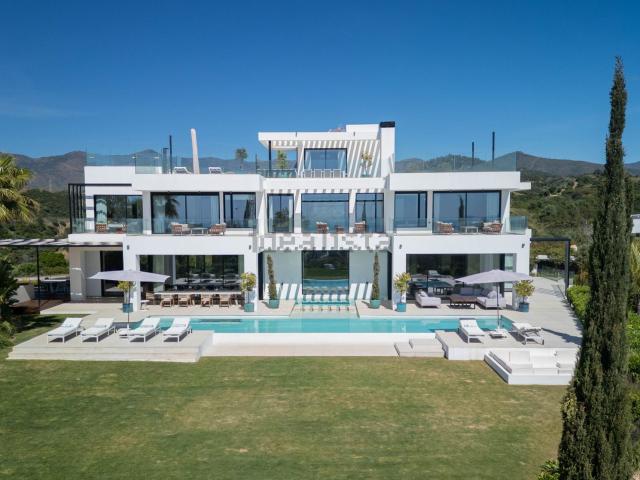 Casa en alquiler en Torrevigía - Las Joyas, Estepona