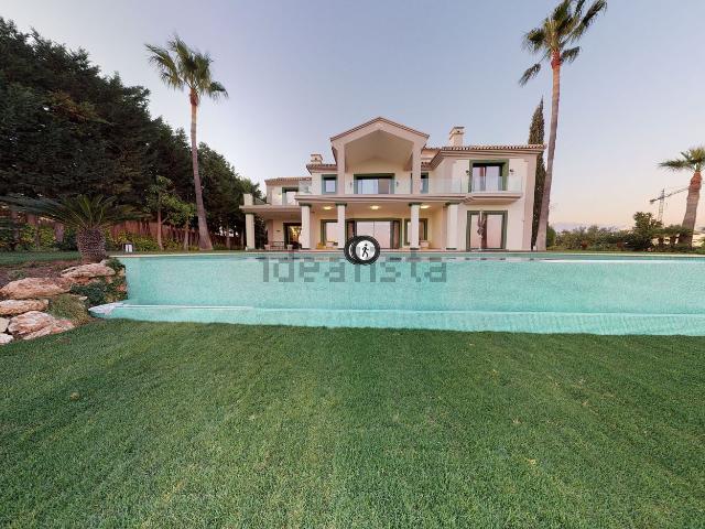 Casa en alquiler en Resinera-Voladilla, Costa del Sol Occidental