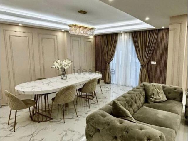 Casa en alquiler en Nueva Andalucía, Costa del Sol Occidental
