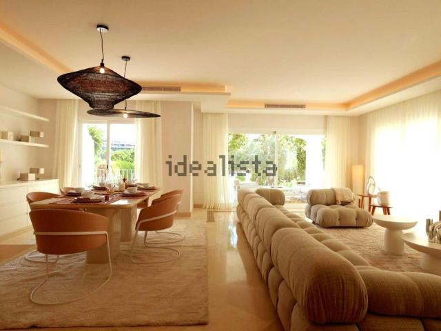 Casa en alquiler en Nueva Andalucía, Costa del Sol Occidental