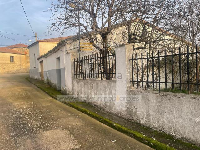 Casa en venta en La Fuente De San Esteban