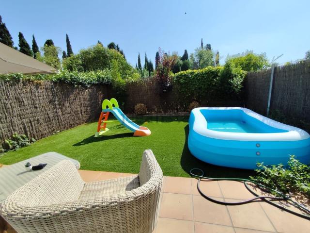 Casa en venta en La Granada, Barcelona