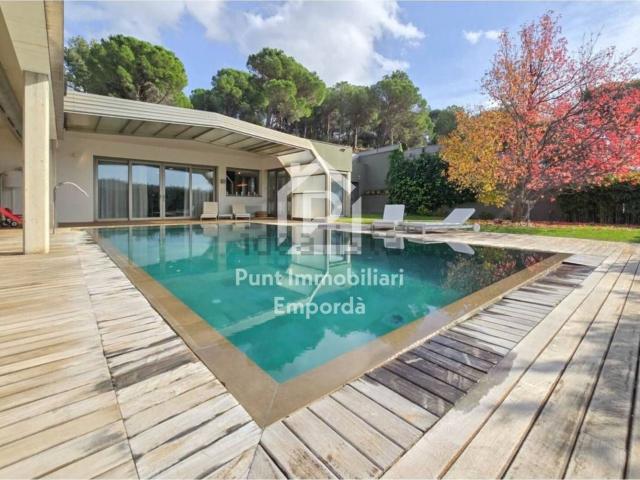 Casa en venta en Alt Empordà, Catalunya