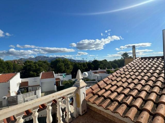 Casa en venta en La Nucia, Urbanización Panorama
