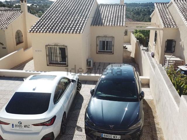 Casa en venta en La Nucia, Urbanització Bell Horitzó