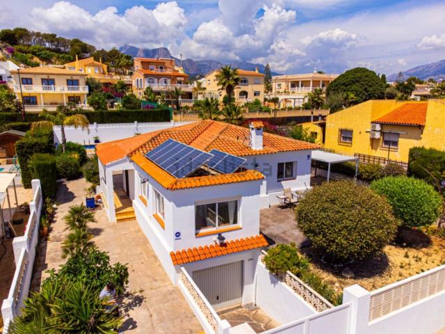 Casa en venta en La Nucia, Residencial Miramar
