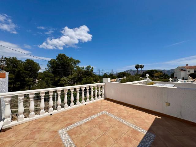 Casa en venta en La Nucia, Urbanización Pla de Garaita