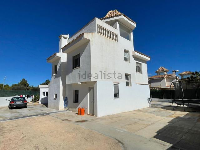 Casa en venta en La Nucia, Urbanizatzación Convent de les Monges / Urbanización Rambla de las Monjas