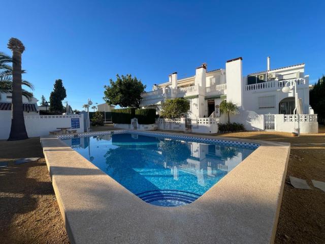 Casa en venta en La Nucia, Urbanització Bell Horitzó