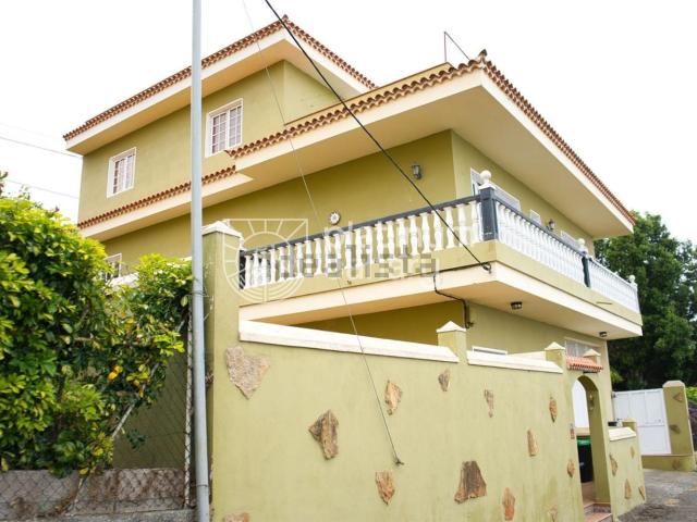 Casa en venta en Chasna, La orotava