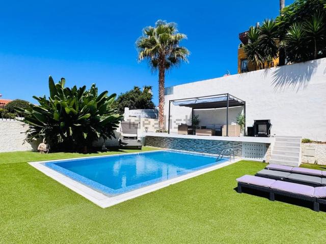 Casa en venta en Las Cuevas, La orotava