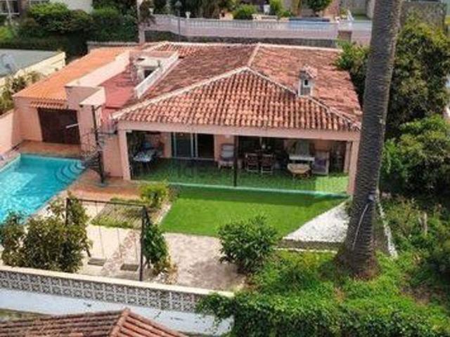 Casa en venta en Las Cuevas, La orotava
