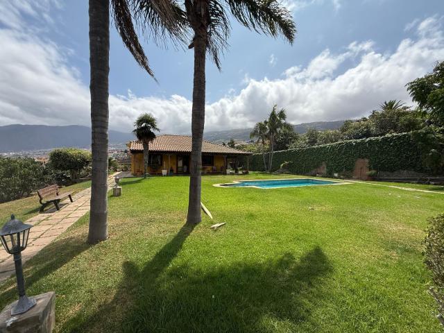 Casa en venta en La Luz, La orotava