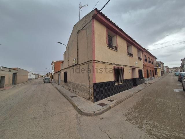 Casa en venta en La Puebla De Almoradiel