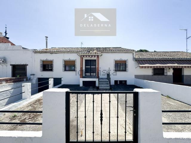 Casa en venta en La Puebla De Montalbán, Toledo